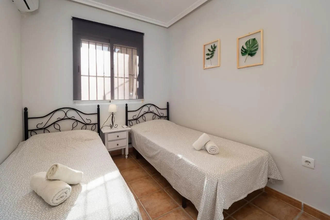 Homes Of Spain, Al Andalus Residencial V Apartamento Precioso Con Wifi Playas de Vera Daire